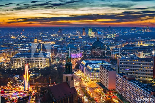Bild på Aerial view on downtown of Berlin at night Germany